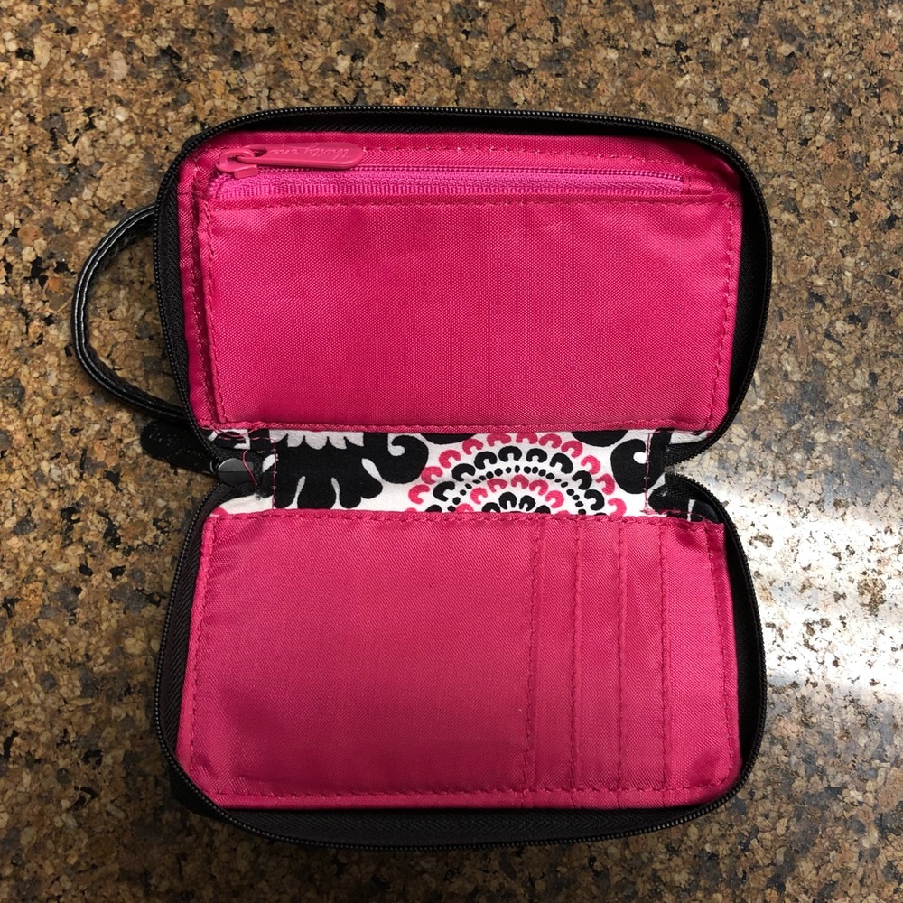 Thirty-one wristlet. - Picture 5 of 15